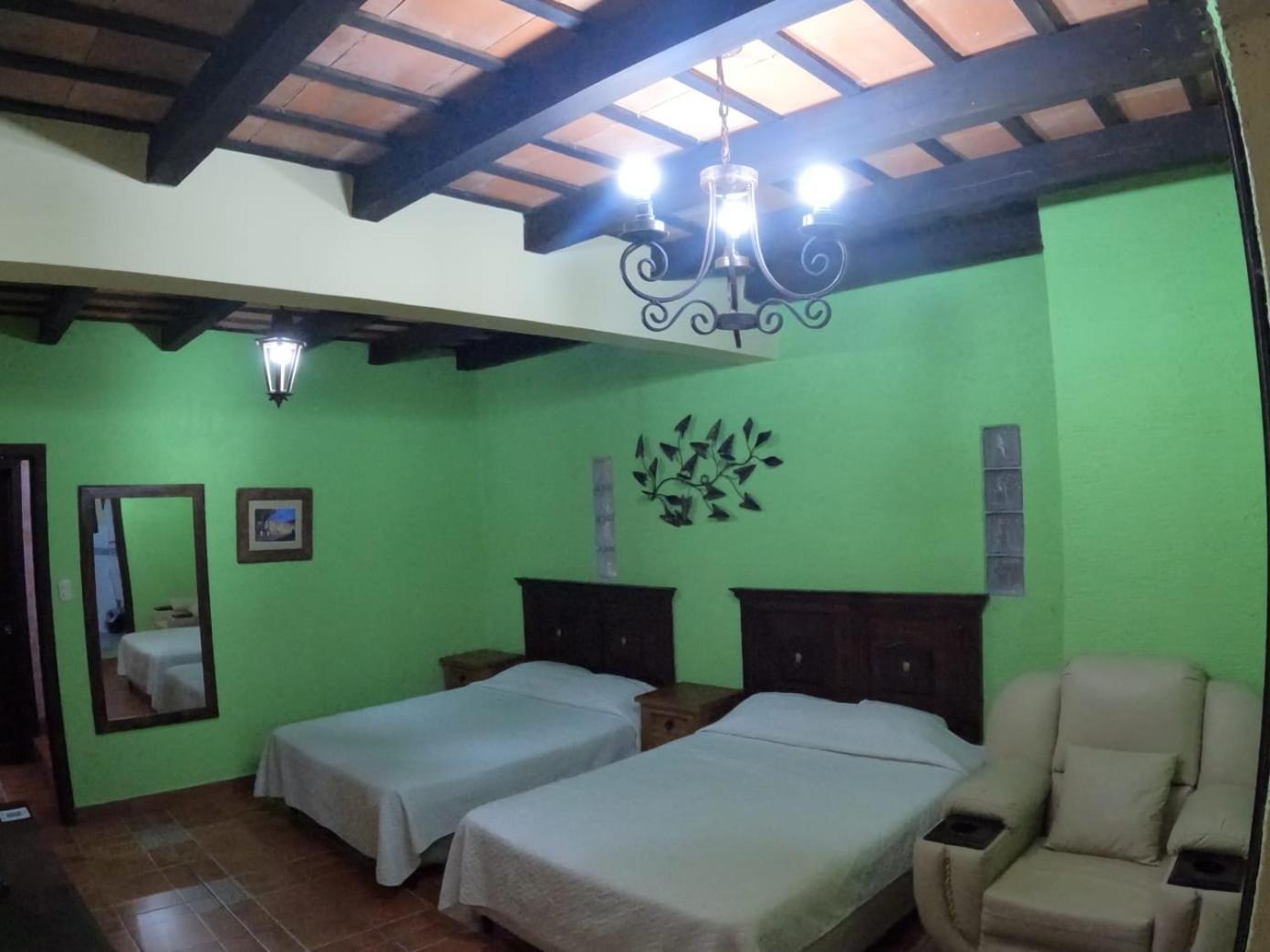 Hotel El Mirador Anexo 1 Санта-Лусия-Мильпас-Альтас Номер фото