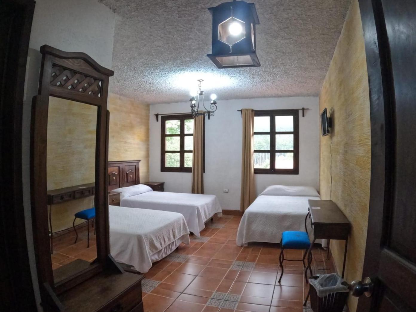 Hotel El Mirador Anexo 1 Санта-Лусия-Мильпас-Альтас Номер фото